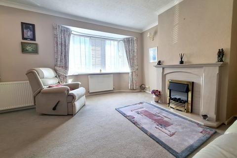 undefined, Queensfield, Swindon SN2