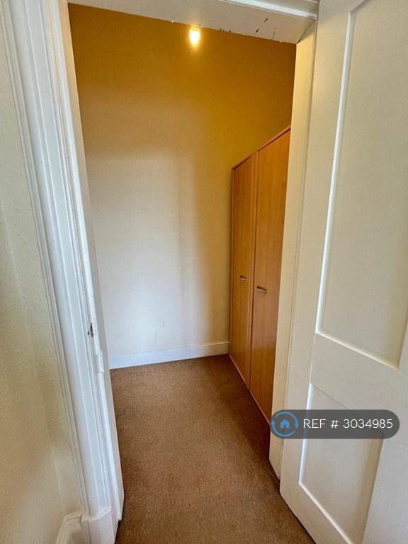 Apartment in Edinburgh - View 3
