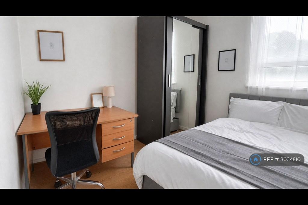 House in London - View 2