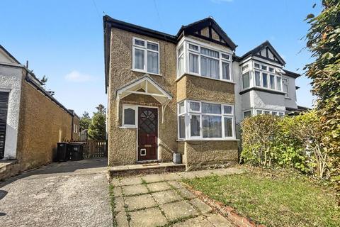 Mosslea Road, Whyteleafe, CR3 0DP