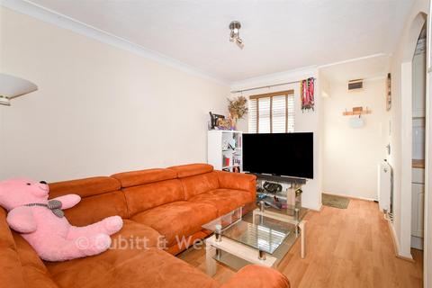 1 bedroom ground floor maisonette for sale, Cedar Way, Haywards Heath RH16