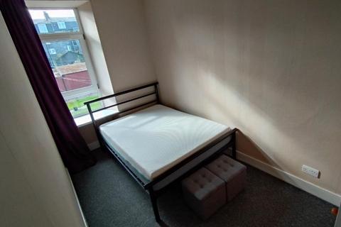 2 bedroom flat to rent, Walker Road, Second Floor , AB11