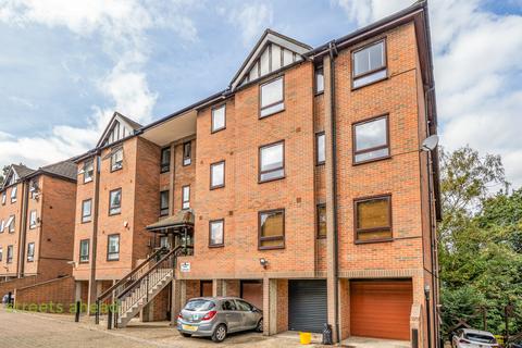 2 bedroom apartment for sale, Crystal Palace Parade, London, SE19