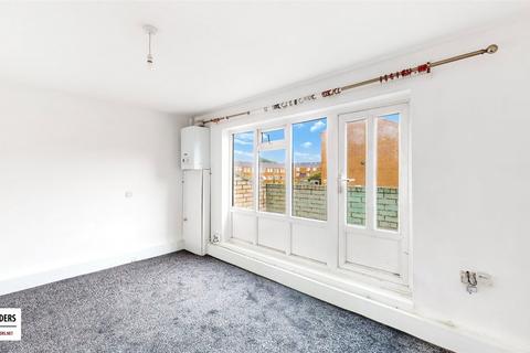 undefined, Humberton Close, Homerton, E9
