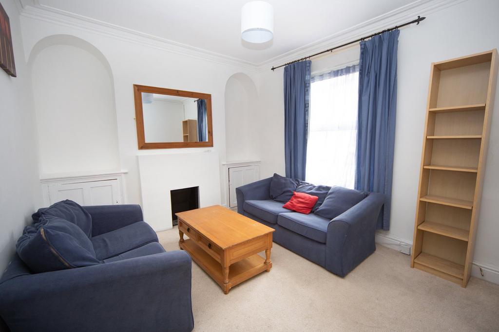 House in Cardiff, Adamsdown - View 3