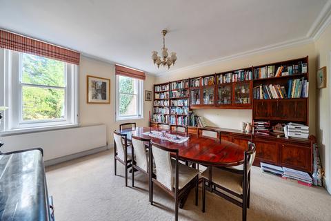 4 bedroom semi-detached house for sale, Gordon Avenue, Stanmore