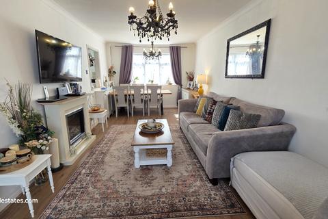 4 bedroom terraced house for sale, HERTFORD ROAD, BARNET EN4 9BH