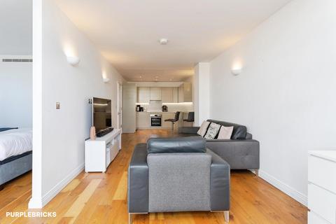 Studio for sale, Western Avenue, Greenford, UB6