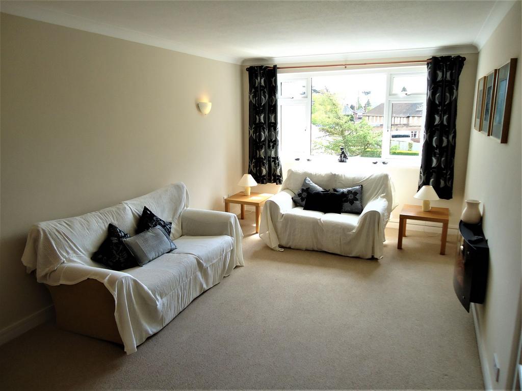 Apartment in Leicester, Knighton - View 2
