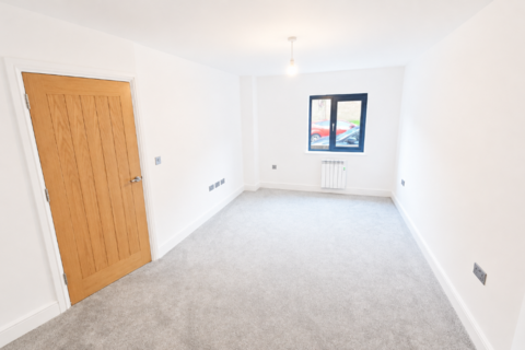 4 bedroom terraced house to rent, Burgress Street ,Tower Hamlets