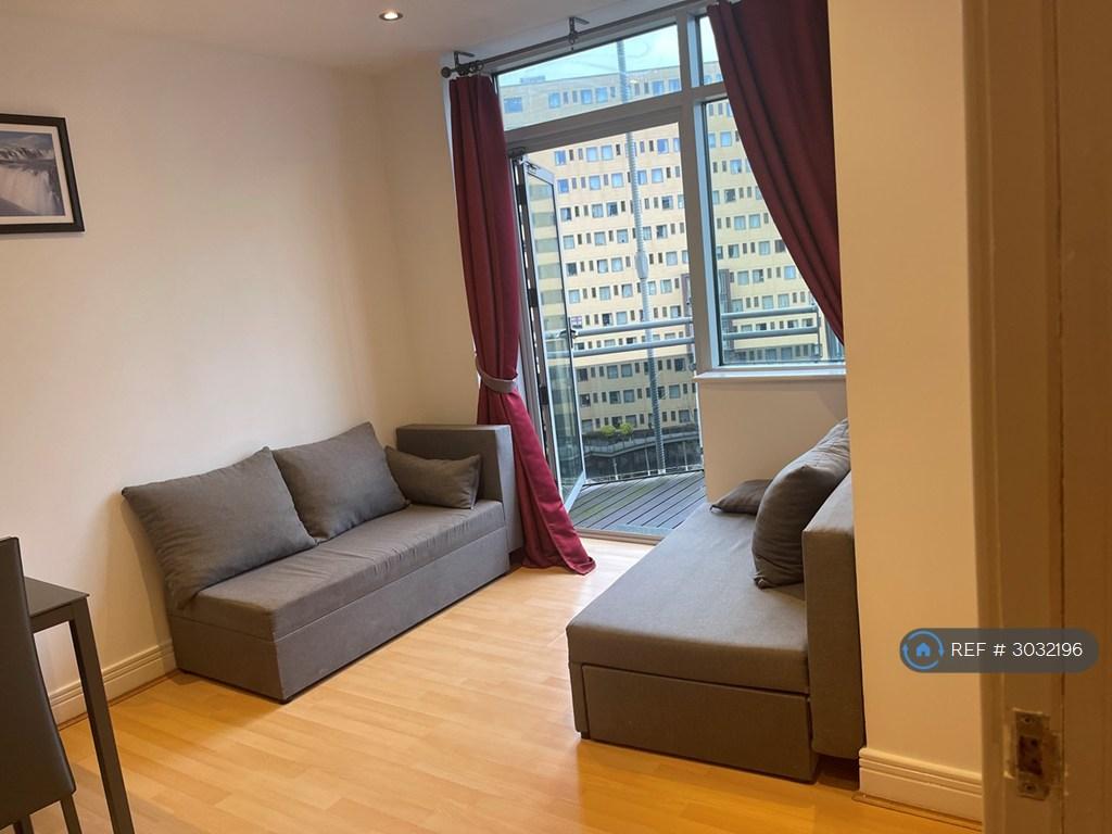 Apartment in London - View 3