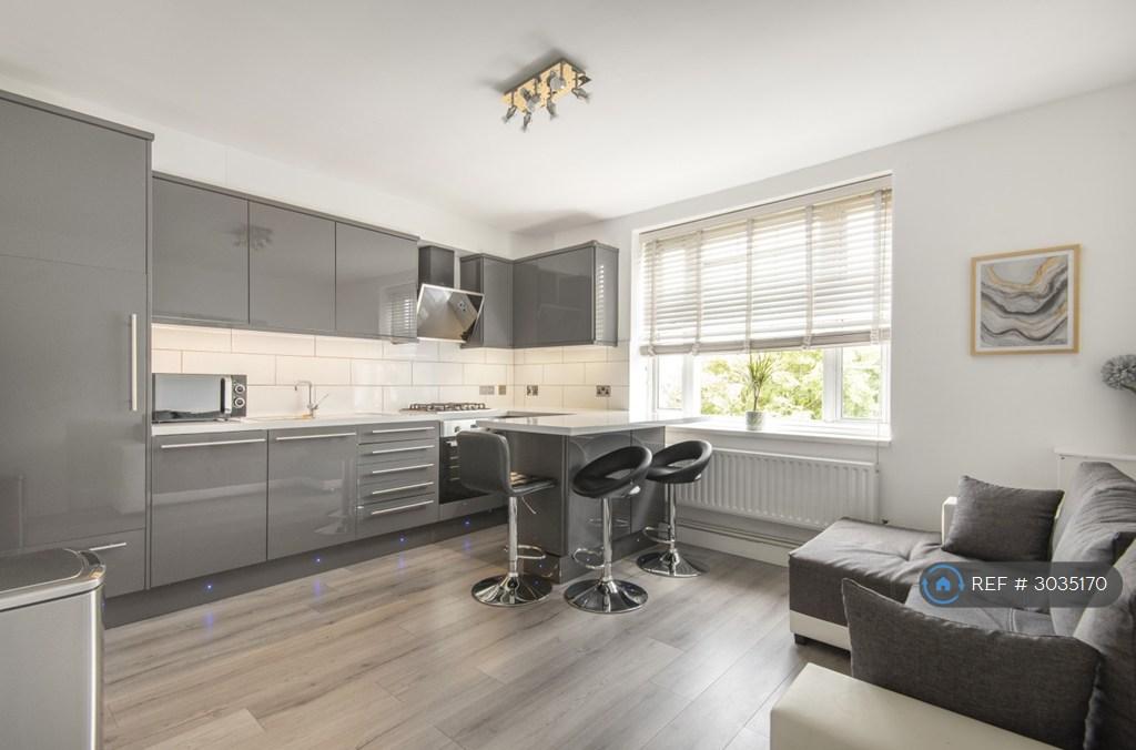 Apartment in London - View 2