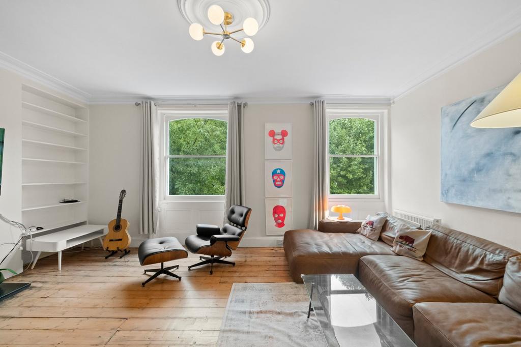 Apartment in London, Hammersmith - View 2