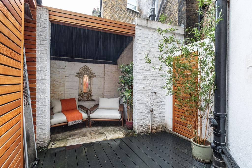 House in London - More