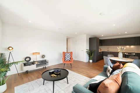 2 bedroom flat to rent, Garden Boulevard, Berkshire SL6