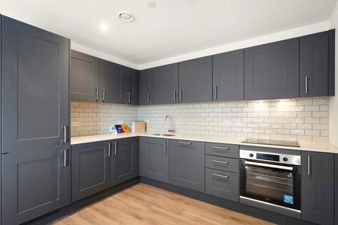 2 bedroom flat to rent, Garden Boulevard, Berkshire SL6