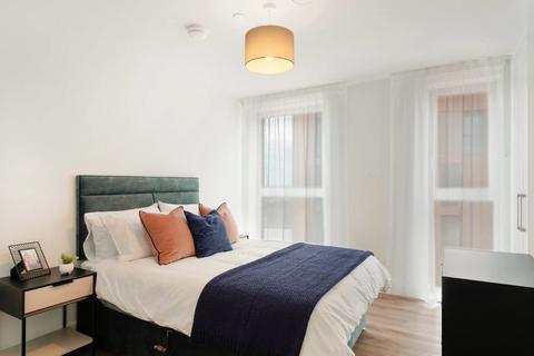 2 bedroom flat to rent, Garden Boulevard, Berkshire SL6
