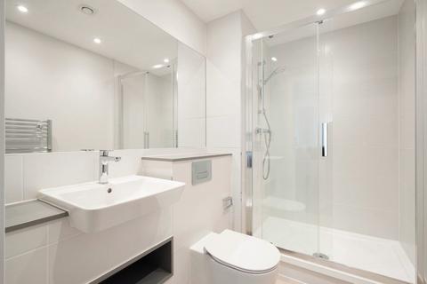 2 bedroom flat to rent, Garden Boulevard, Berkshire SL6