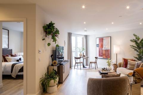 2 bedroom flat to rent, Biscuit Walk, London SE16