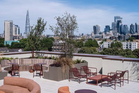 3 bedroom flat to rent, Biscuit Walk, London SE16