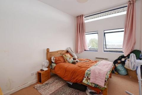 2 bedroom flat to rent, Worcester WR1