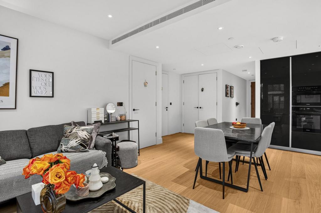 Apartment in London - View 4