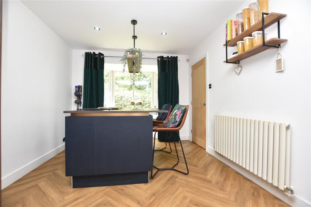 House in Leeds, Morley - View 3