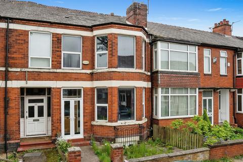 5 bedroom detached house to rent, Penelope Road, Salford