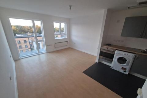Studio to rent, Birch Court, Welwyn Garden City AL7
