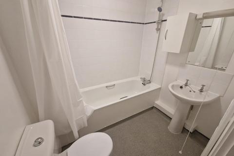 Studio to rent, Birch Court, Welwyn Garden City AL7