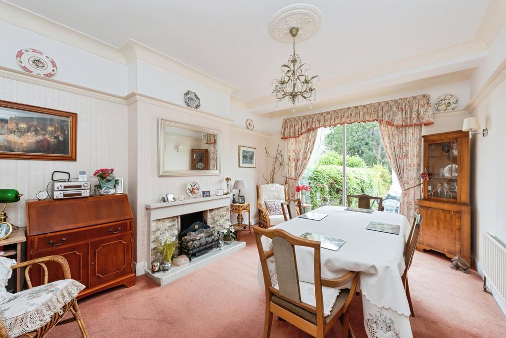 House in London, Old Malden - View 3