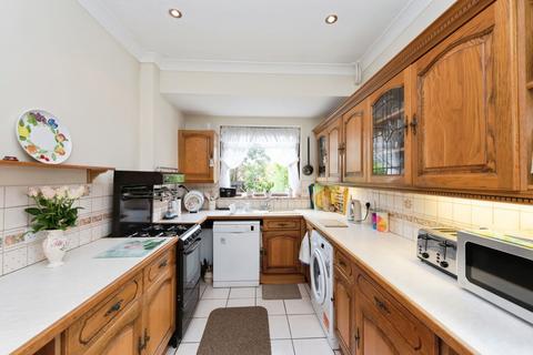 undefined, The Hollands, Worcester Park, KT4