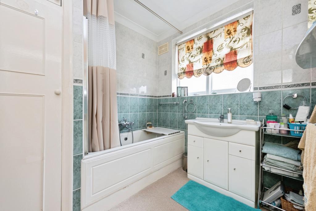 House in London, Old Malden - View 5