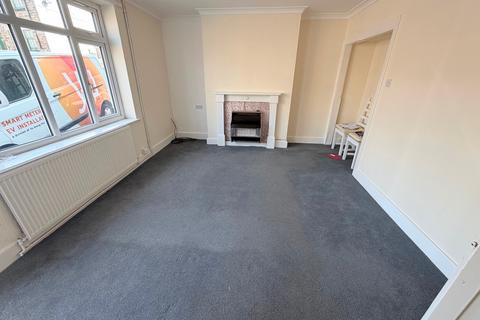 2 bedroom semi-detached house to rent, Market street Belper