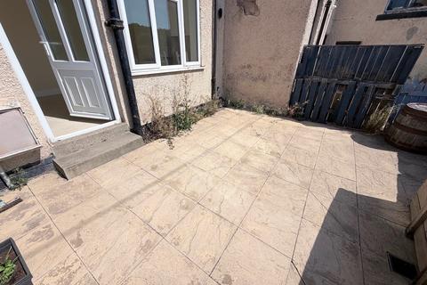 2 bedroom semi-detached house to rent, Market street Belper
