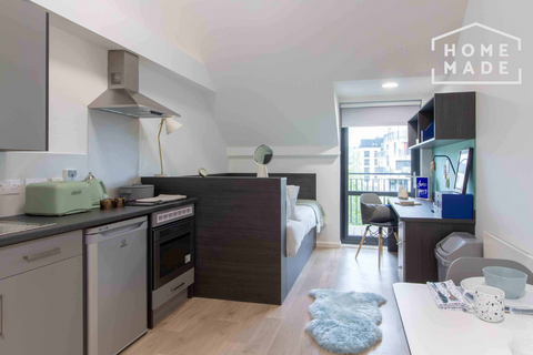 Studio to rent, Avon Studios, BA1