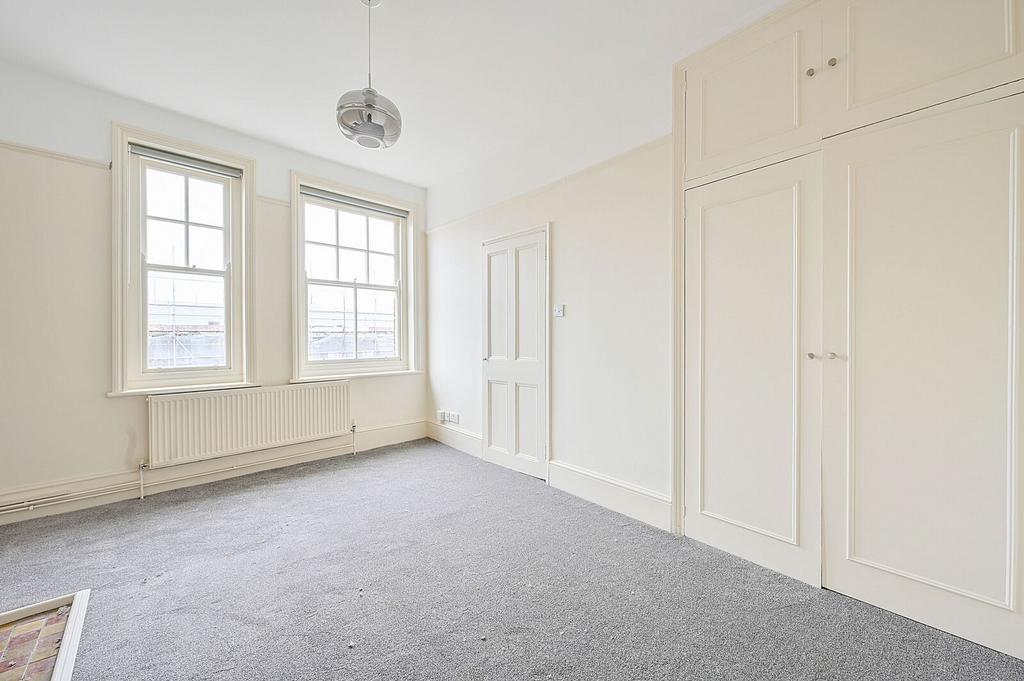 Apartment in London - View 3