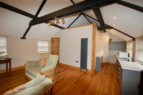 1 bedroom flat to rent, The Holloway, Chaddesley Corbett, DY10