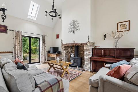 3 bedroom barn conversion for sale, Wilstone
