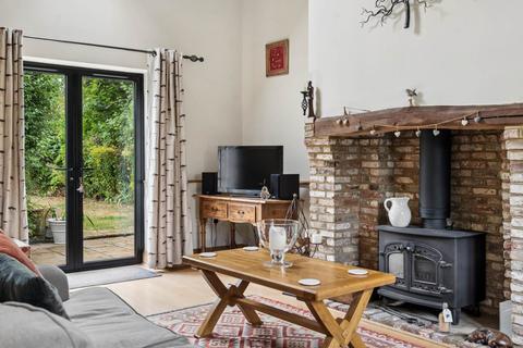3 bedroom barn conversion for sale, Wilstone