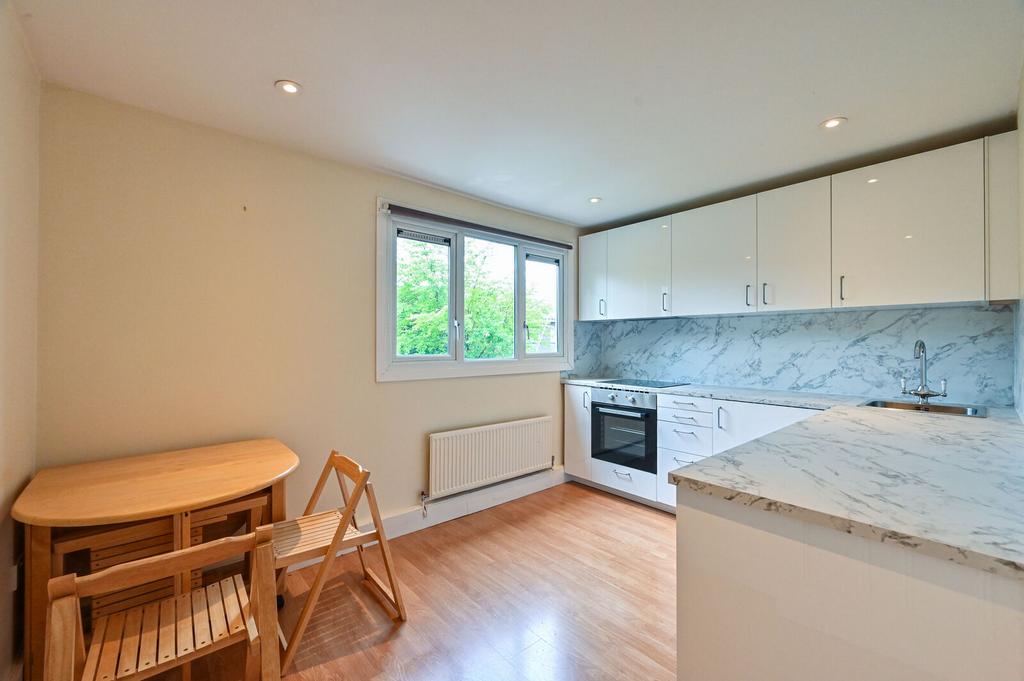 Apartment in London - View 2