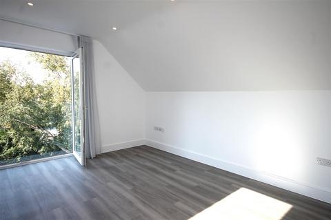 1 bedroom apartment to rent, ANDREWS CLOSE, EPSOM, KT17