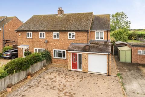 4 bedroom semi-detached house for sale, Vaughan Road, Stotfold, SG5