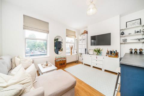 1 bedroom flat for sale, Uxbridge Road, London W12