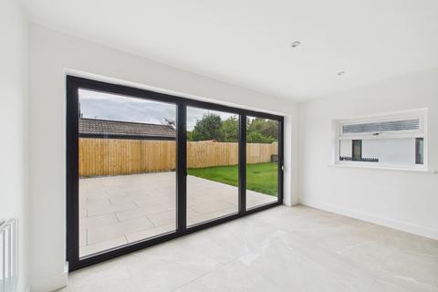 5 bedroom detached house for sale, Chester Road, Frodsham WA7