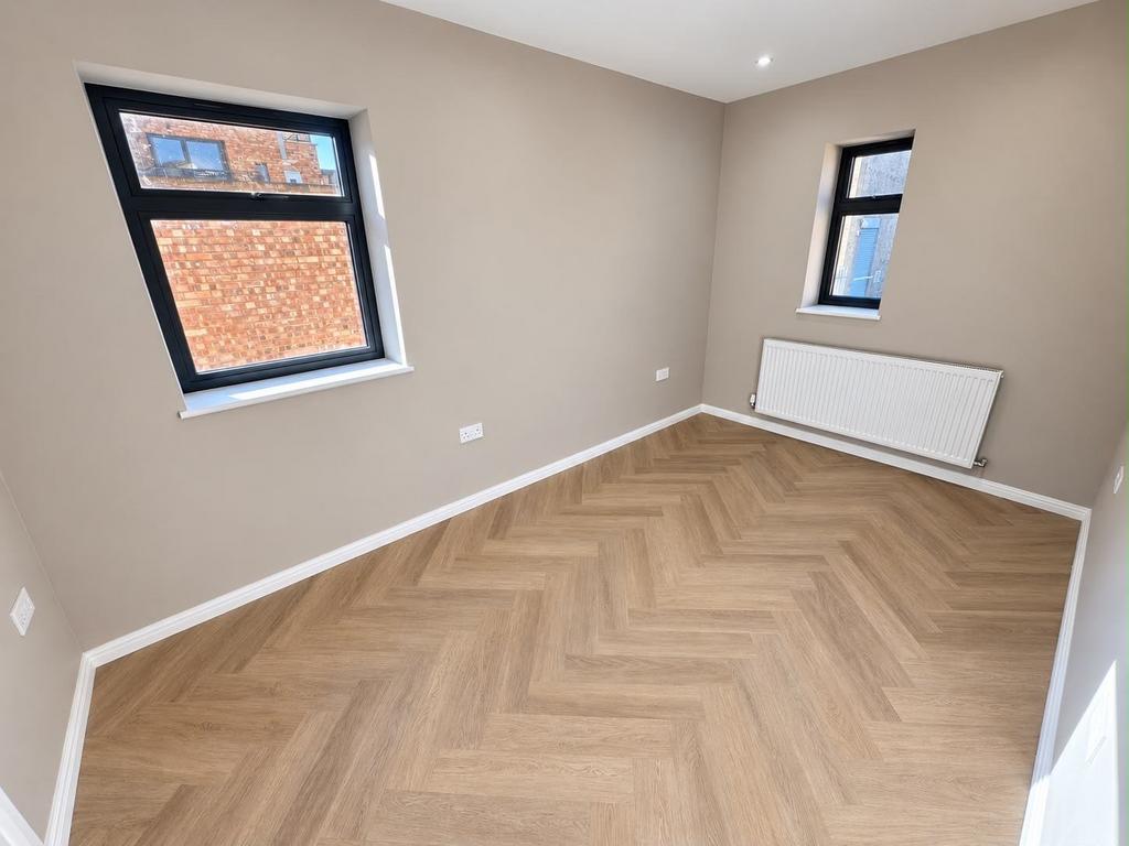 House in LONDON - View 4