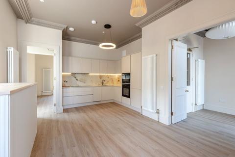 2 bedroom apartment to rent, Dean Park Street, Edinburgh, Midlothian