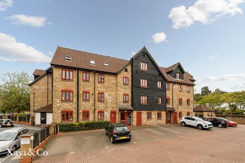 1 bedroom apartment for sale, Shire Place, The Ham, Brentford