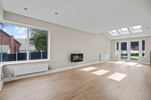4 bedroom detached bungalow for sale, Soughers Lane, Ashton-In-Makerfield, WN4