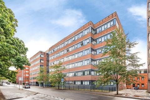 1 bedroom flat for sale, Farnsby Street, Swindon, Wiltshire, SN1